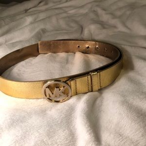 Good micheal kors belt